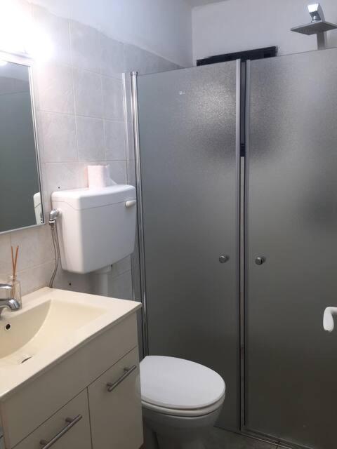 Shamaka'S Apartment Kefar Hananya Luaran gambar